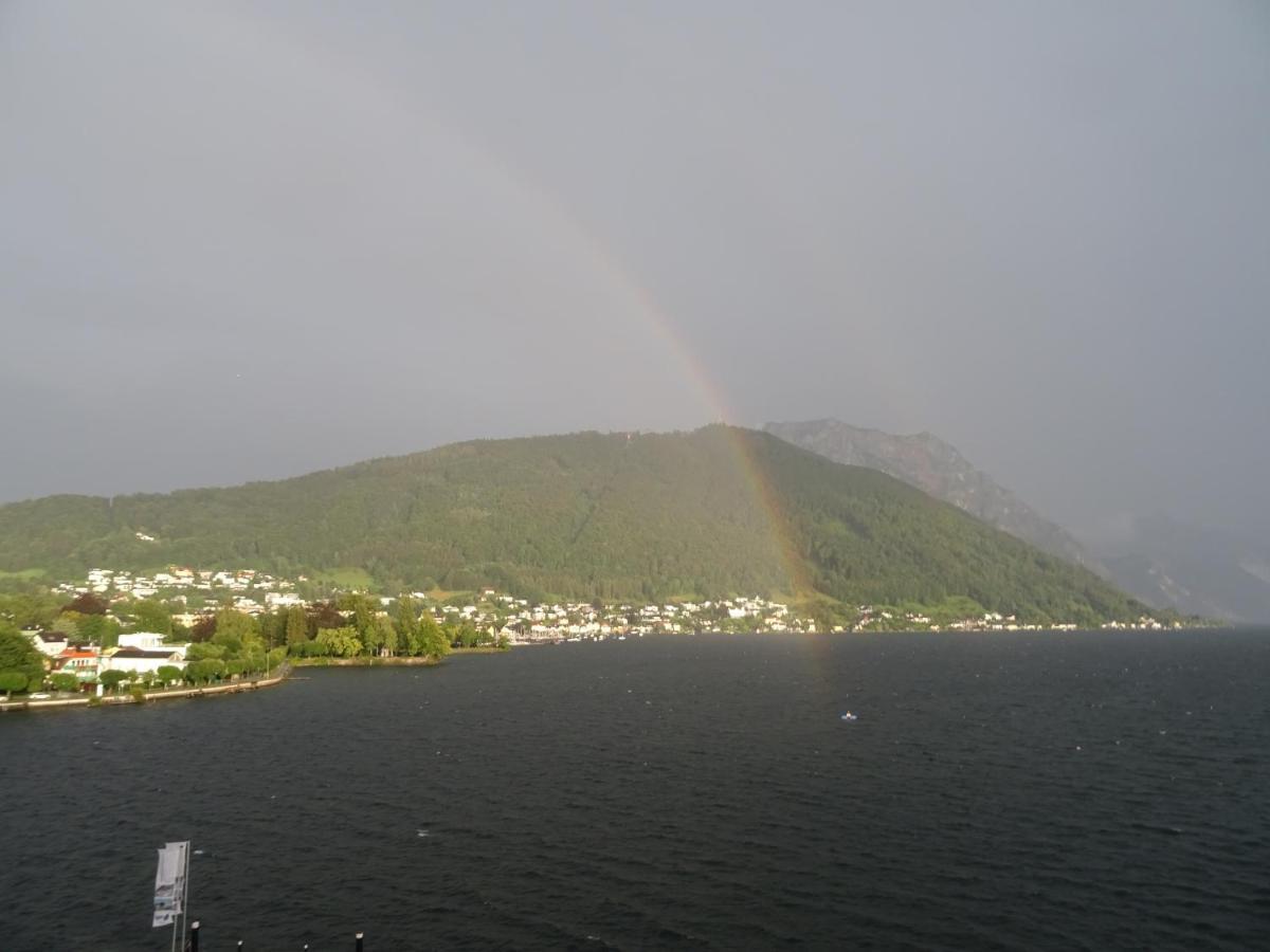 Fantastic Lake And Mountain View, First Row Lakeside Gmunden Exteriér fotografie